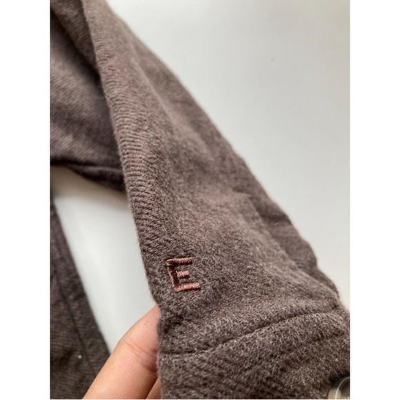 Everlane Flannel Shacket - Picture 7 of 8